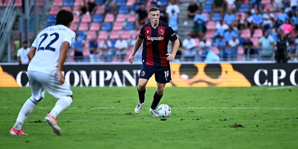 LIVE Bologna-Lazio: Frattesi entra e firma il vantaggio al debutto con la maglia biancoceleste. Entrano Dovbyk, Bernardeschi e Rowe