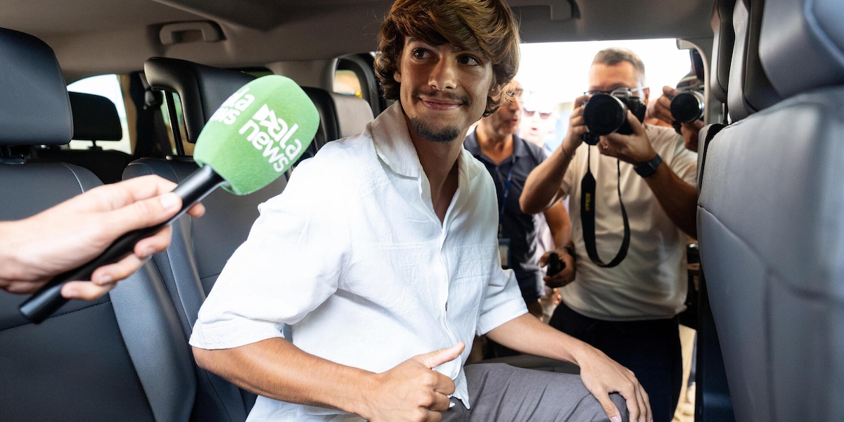 Esordio con la Roma per Mora, titolare con Dybala e Malen