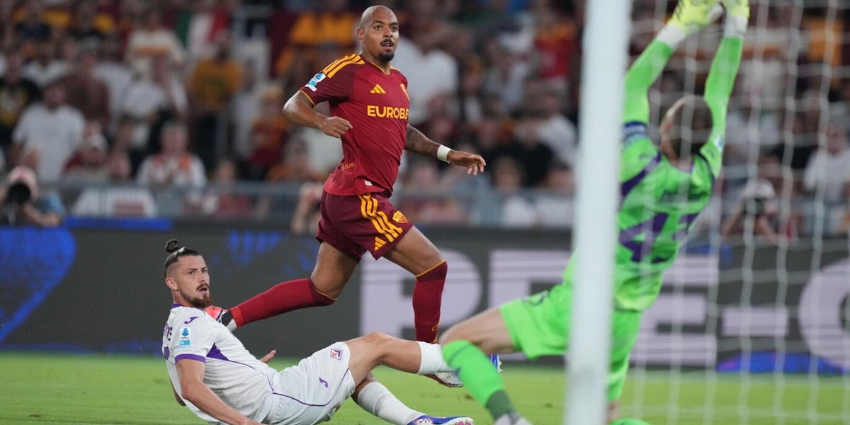 LIVE Roma-Fiorentina: Malen firma il tris al 60' e Dybala colleziona il terzo assist. Fuori Paulo e Koné per El Aynaoui e Pisilli