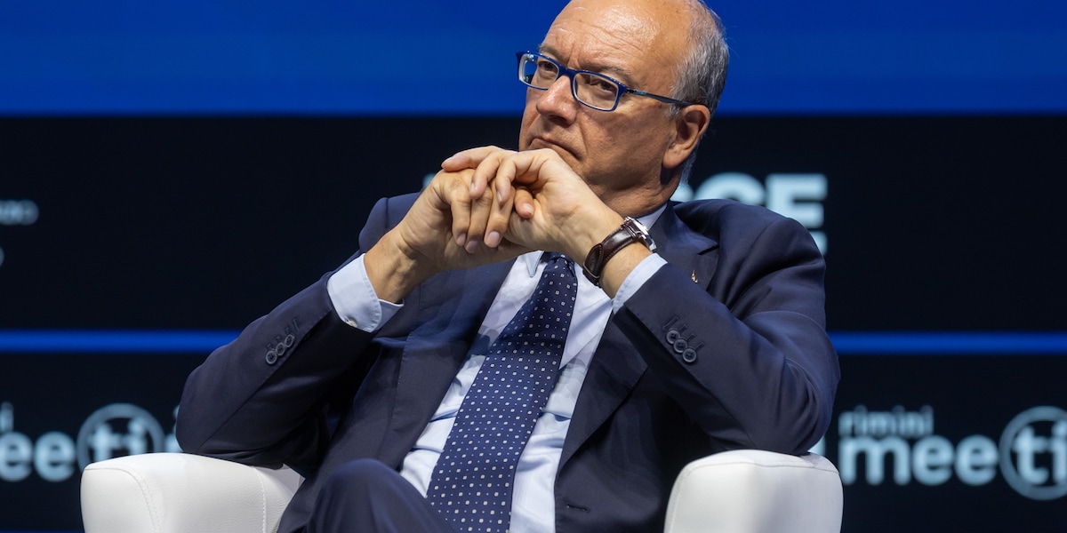 Valditara, studio italiano sia obbligatorio per genitori studenti stranieri