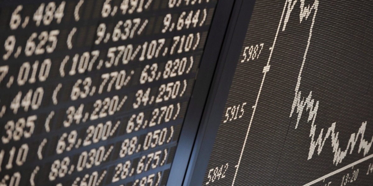 Borsa: Europa chiude contrastata, Parigi -0,16%