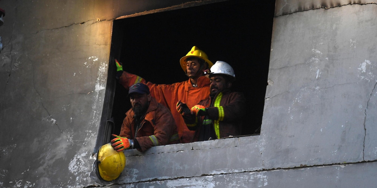 Incendio in un reparto di ginecologia, 14 neonati morti a Islamabad