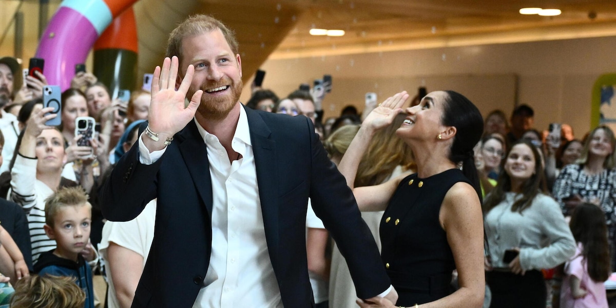 Bbc, 'Harry e Meghan tornano oggi nel Regno Unito'
