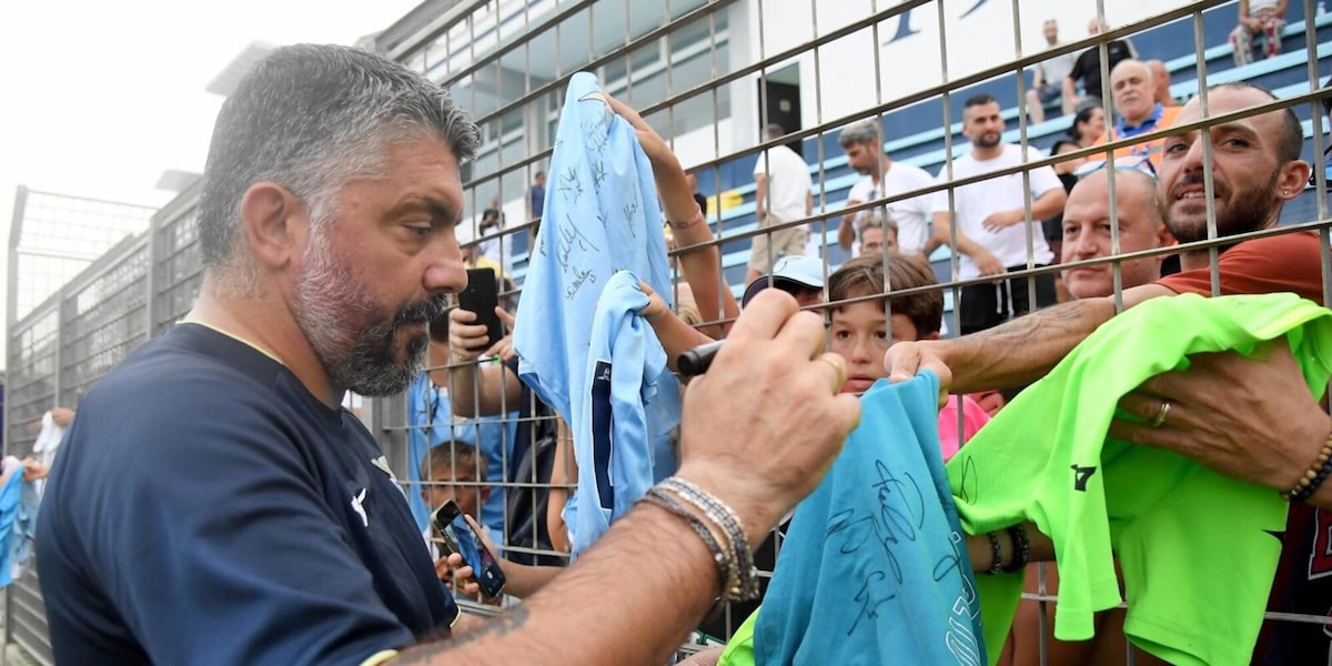 Lazio, mille tifosi a Formello per la squadra