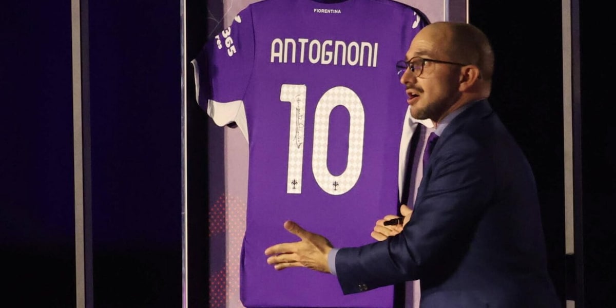 Centenario Fiorentina, il ricordo di papà Rocco e l'omaggio ad Antognoni: il discorso da brividi del presidente Commisso