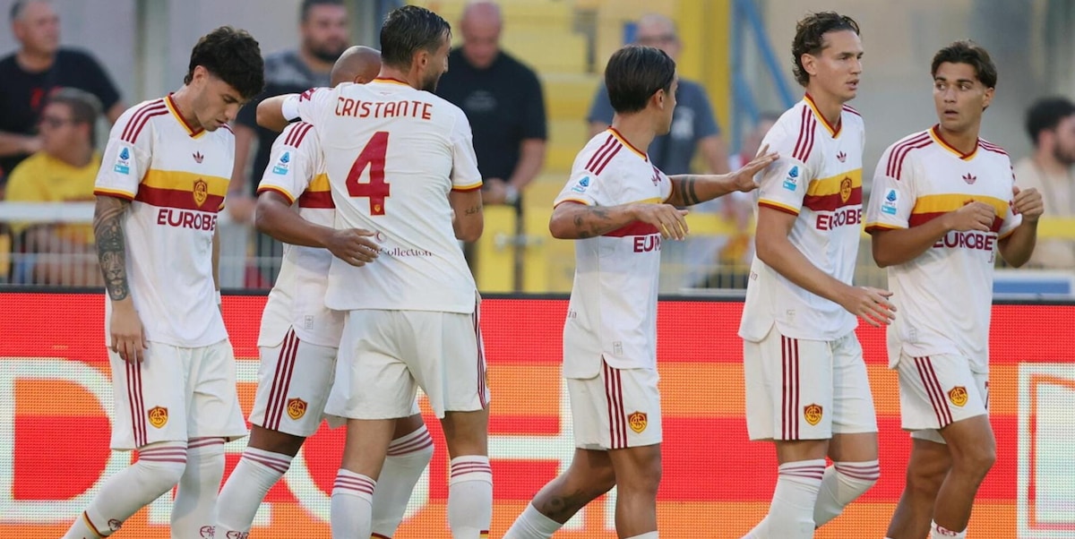 Lecce-Roma diretta Serie A: doppietta di Malen e tris di Soulé LIVE