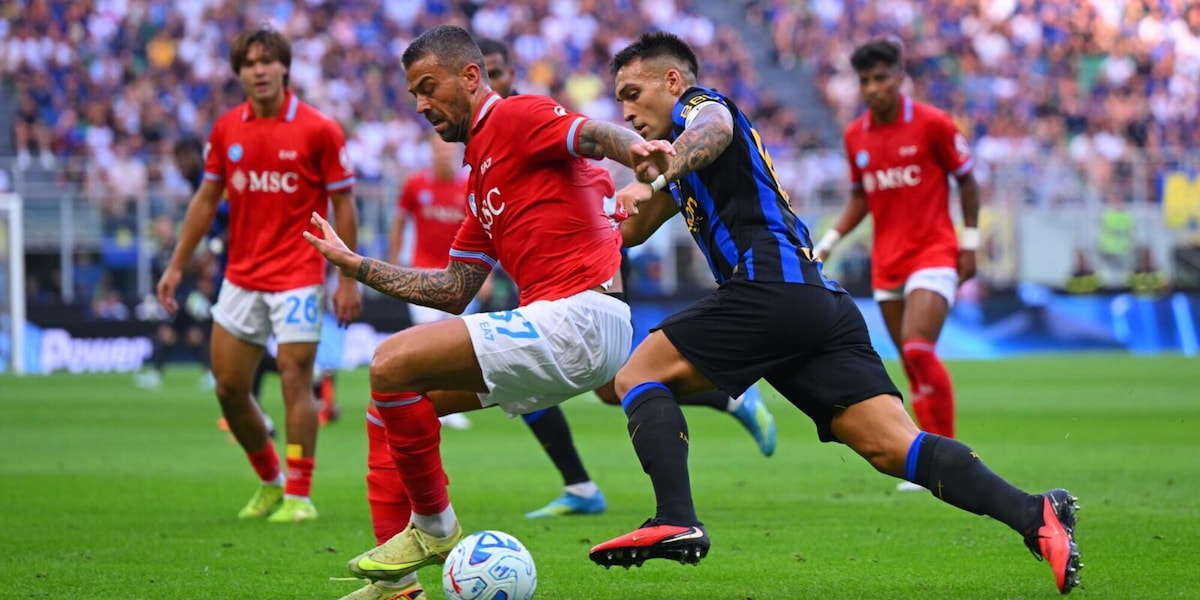 Inter, una ripresa da pazzi: la doppietta di Lautaro e il gol di Thuram mandano in estasi Chivu. Al Napoli non basta un doppio vantaggio, Allegri al secondo ko di fila