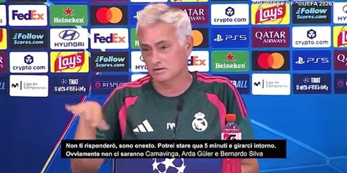 La frecciata di Mourinho: "Emergenza a centrocampo? L'algoritmo forse parla Italiano"