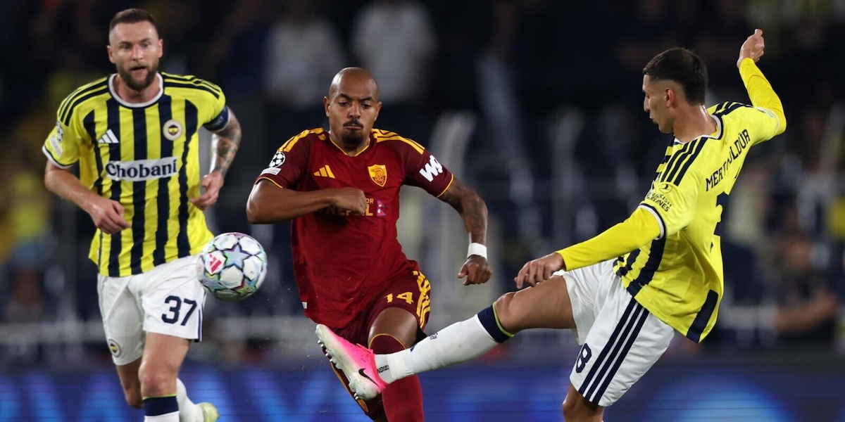 Fenerbahce-Roma LIVE: grande occasione per Dybala, Ederson salva