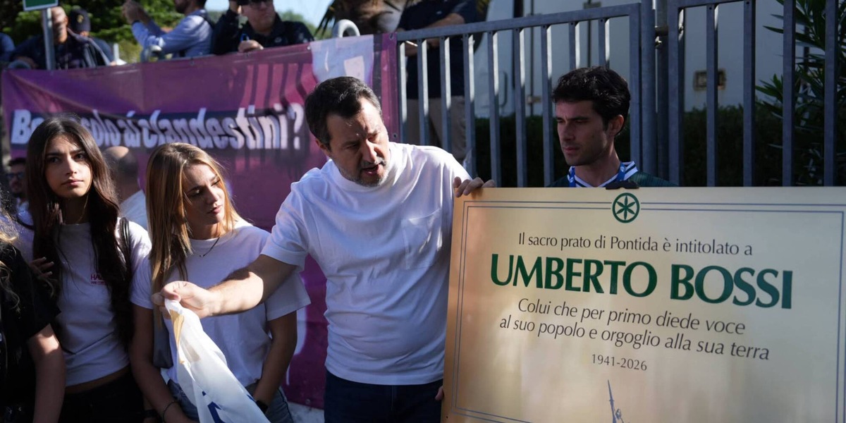 Al via il raduno di Pontida, il pratone intitolato a Umberto Bossi