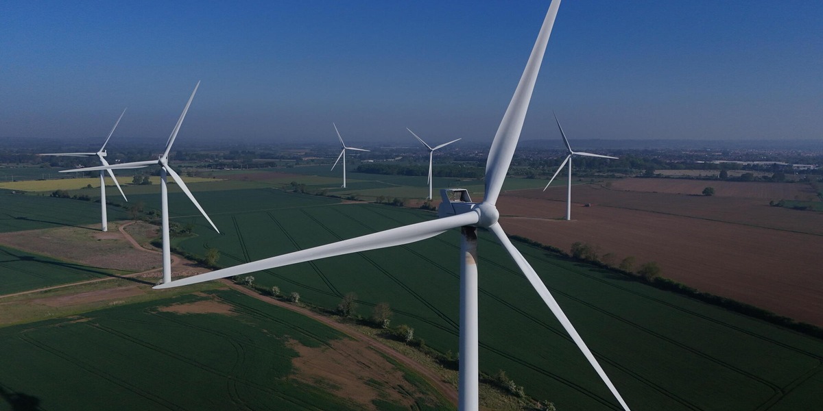Elettricità futura, '4mila progetti rinnovabili pronti ma fermi per burocrazia'