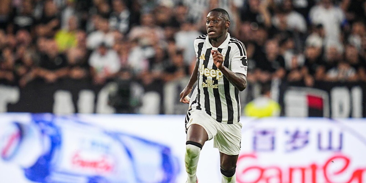 Kolo Muani operato al dito: il bollettino medico della Juve rassicura i tifosi