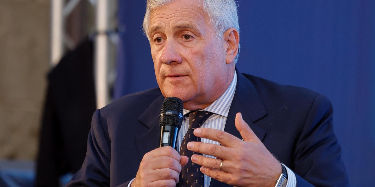 Tajani, 'mi scuso con le donne, non le ho mai volute offendere'