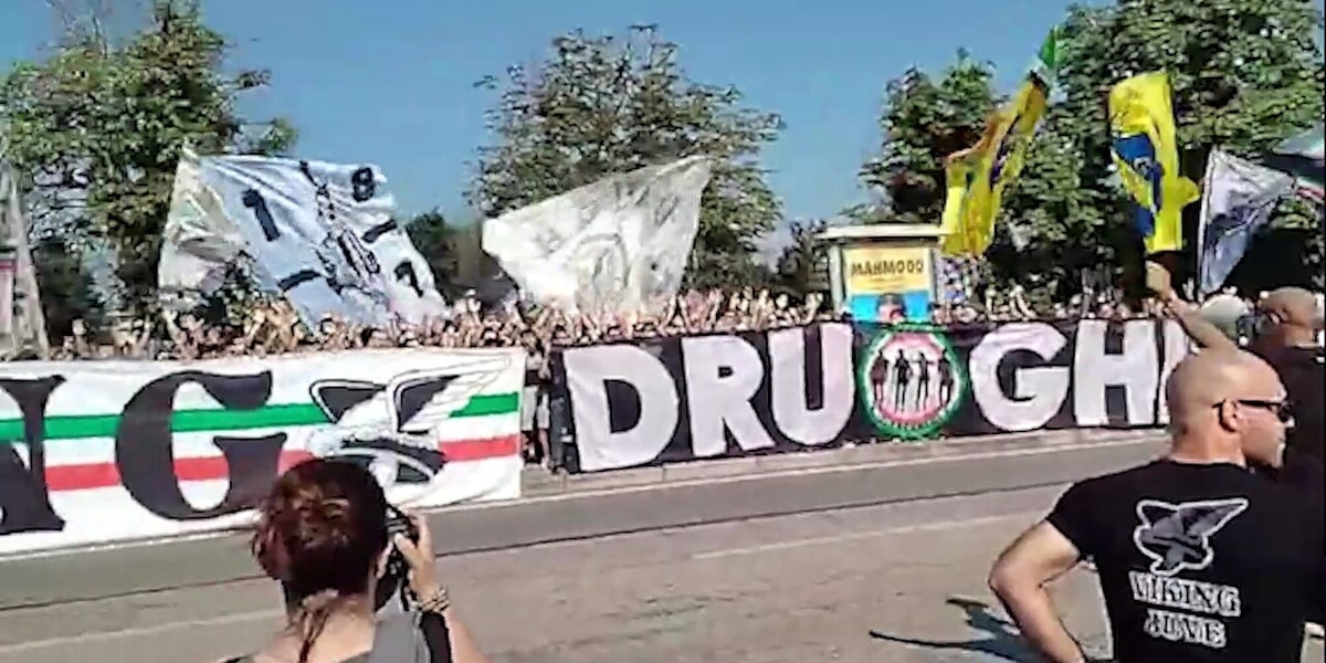 Juve, arriva la multa per il mancato minuto di silenzio della curva