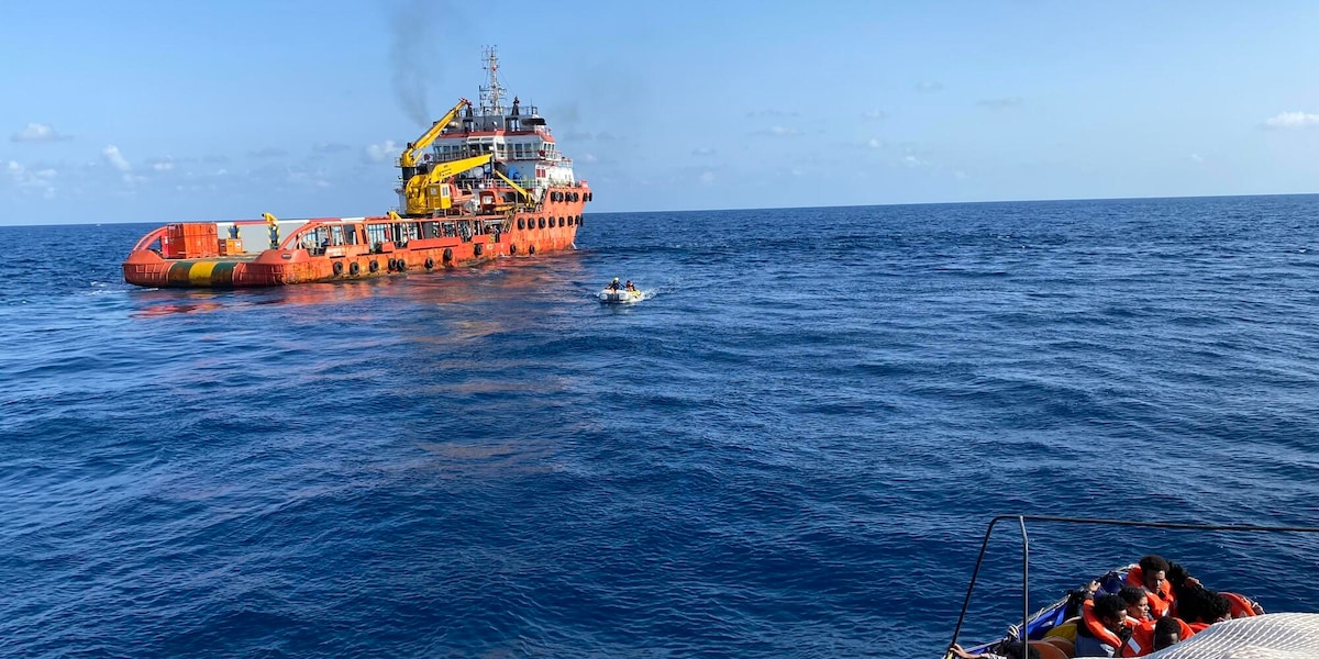 Sea Watch, 'due morti e 20 dispersi in naufragio tra Libia e Tunisia'
