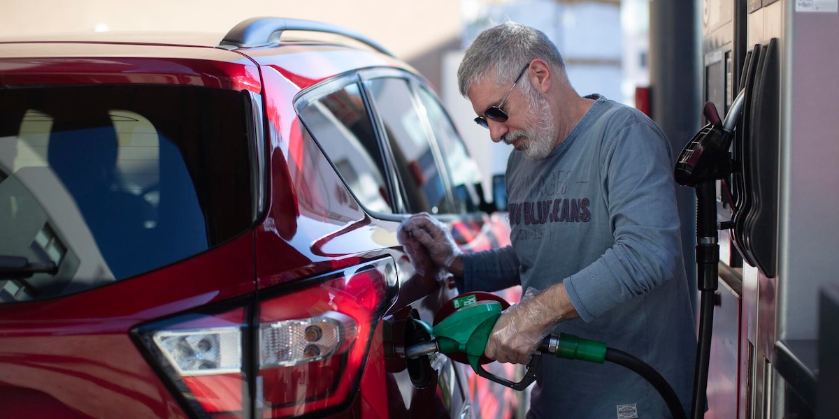 In Spagna via libera del governo a sconti 20 centesimi su carburante, tetto al gas