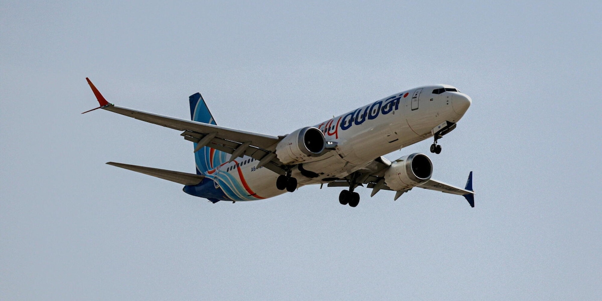 'Emergenza sul volo FlyDubai per una lite tra pilota russo e copilota ucraino'