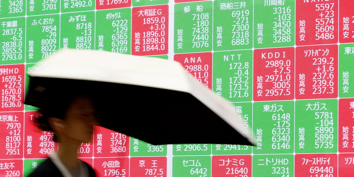 Borsa: Tokyo, apertura in aumento (+0,70%)