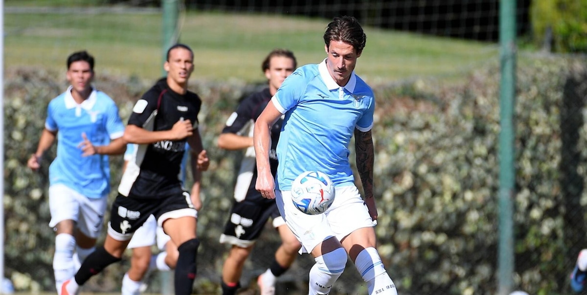 La Lazio pareggia in amichevole con la Juve Stabia: a segno Noslin, Zaccagni e Pinamonti
