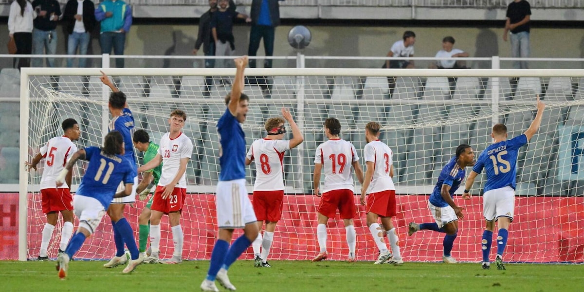 LIVE Italia-Polonia Under 21: Fini non sbaglia il tiro con il sinistro e segna il 5-1