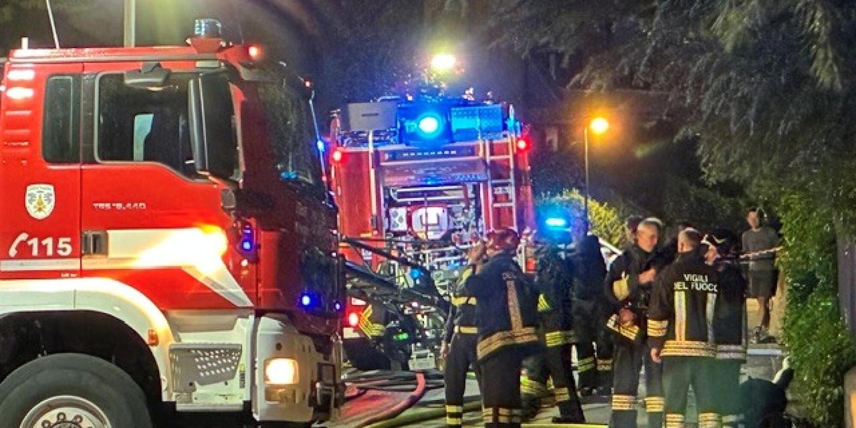 Esplosione in una officina a Roma, un morto