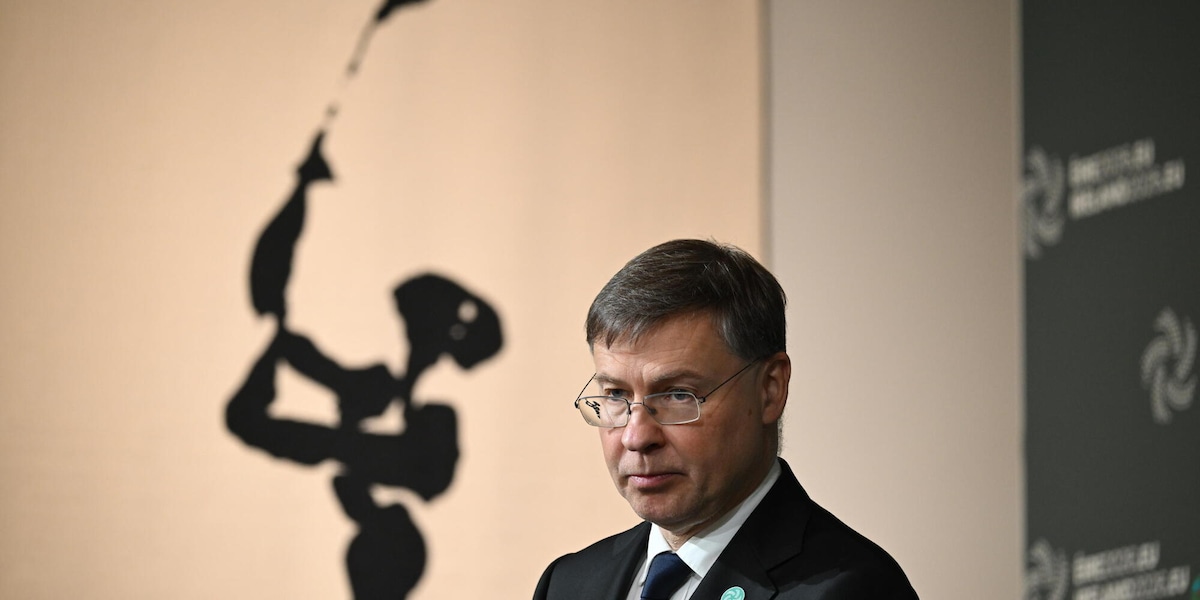 Dombrovskis, 'non possiamo continuare a introdurre nuove forme di flessibilità'