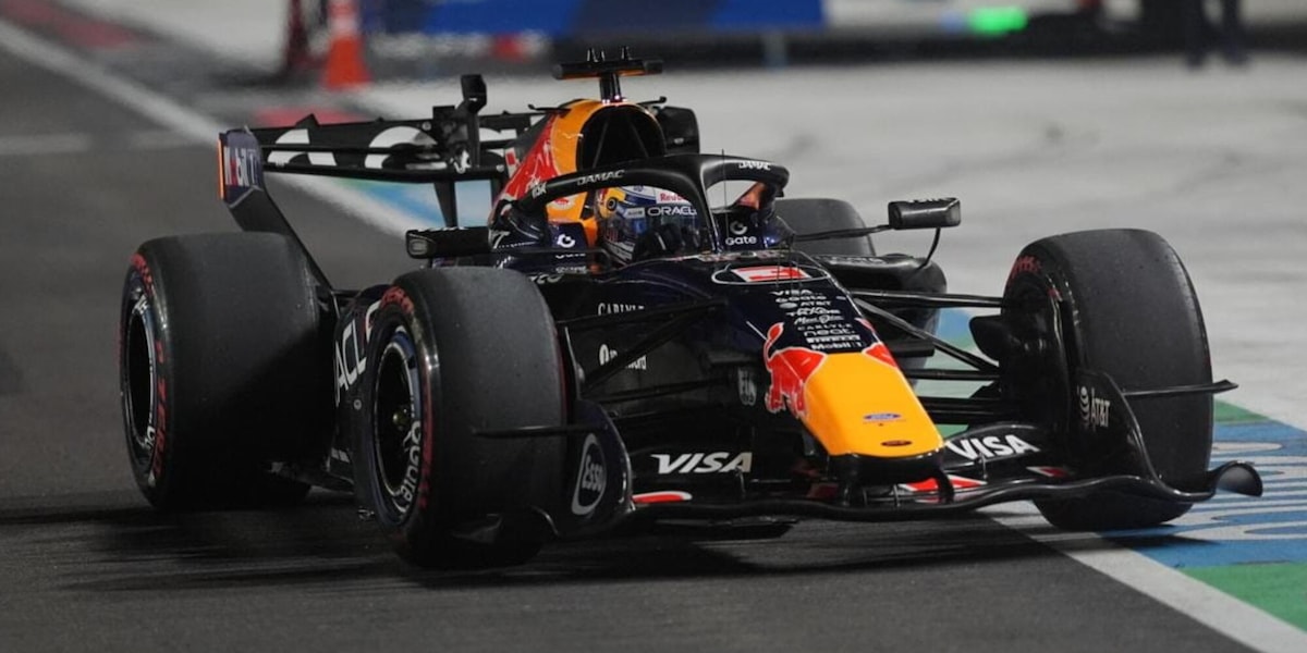 Super Verstappen, pole a Singapore! Leclerc e Hamilton alle sue spalle, Antonelli quarto