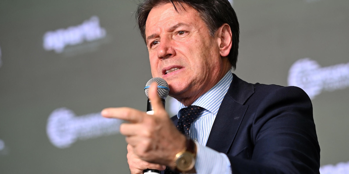 Conte, ultimamente Meloni sparisce, è sparita anche la manovra...