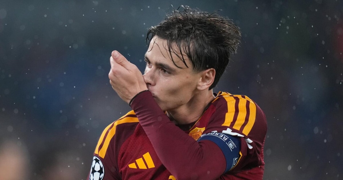 La favola di Pisilli: gol sotto la Sud davanti a Totti alla prima da capitano. E quel gesto di Malen che emoziona...