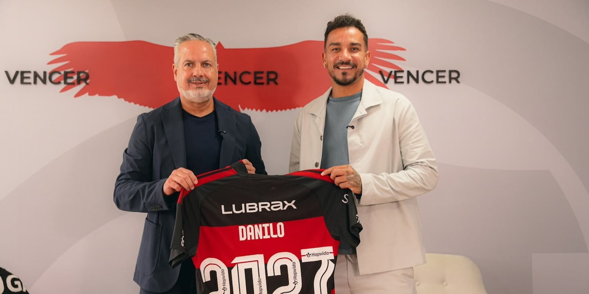 Danilo, ufficiale il rinnovo con il Flamengo: "Voglio continuare ad aiutare il club"
