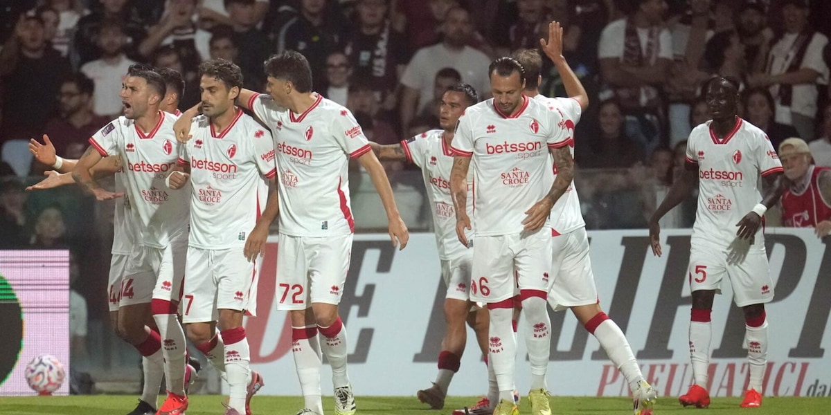 Dove vedere Bari-Scafatese in tv? Sky o Dazn, orario