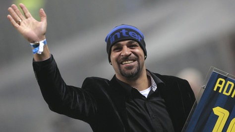 Adriano: «All'Inter ero sempre ubriaco. La morte di mio padre mi ha distrutto»