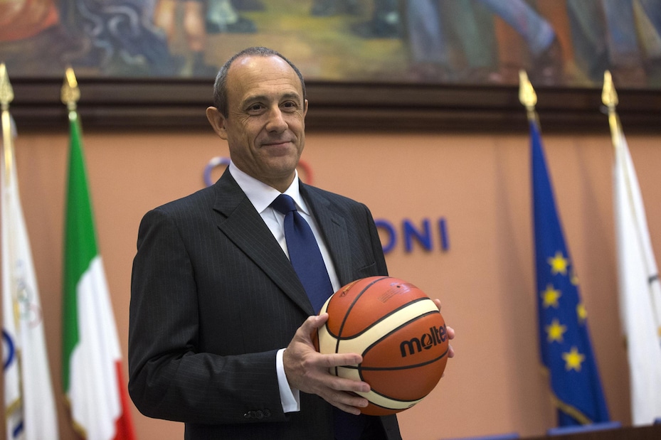 Ettore Messina, donazione alle Cucine Popolari di Bologna