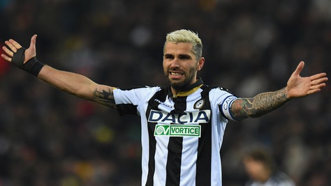 Behrami, ufficiale: dall'Udinese passa al Sion