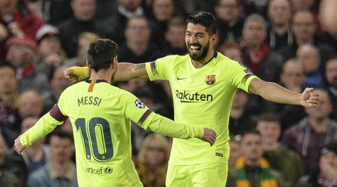 Manchester United-Barcellona 0-1: decisivo l'autogol di Shaw