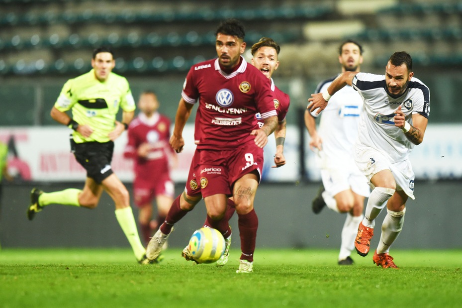 Calciomercato Reggina, risoluzione consensuale con Viola