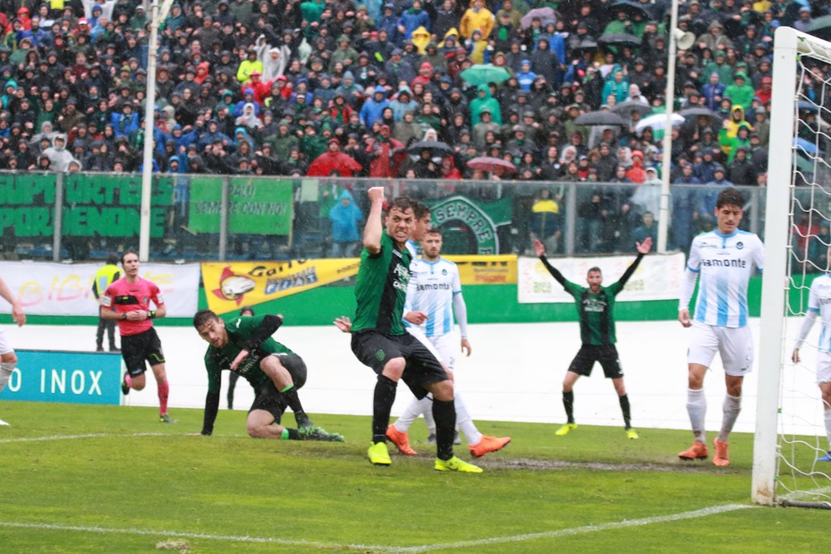 Il Pordenone batte la Giana Erminio ed è promosso in Serie B: prima volta per i neroverdi