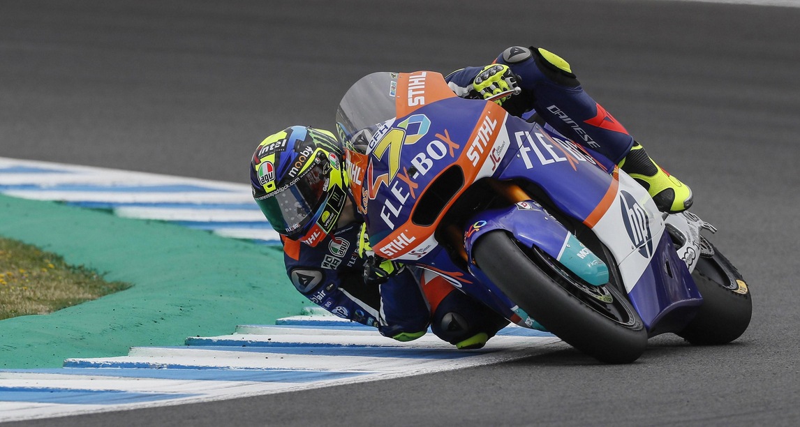 Moto2, Jerez: Baldassarri vince ed è leader