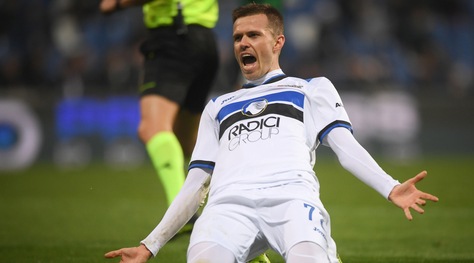 Napoli, assalto a Ilicic