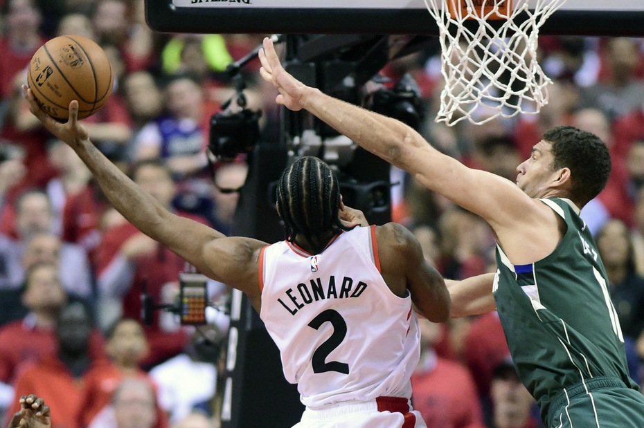 Nba, Toronto strapazza Milwaukee e va 2-2