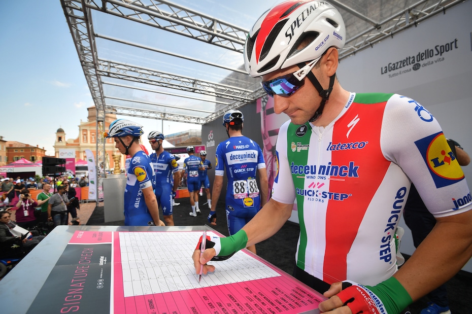 Viviani abbandona il Giro d'Italia