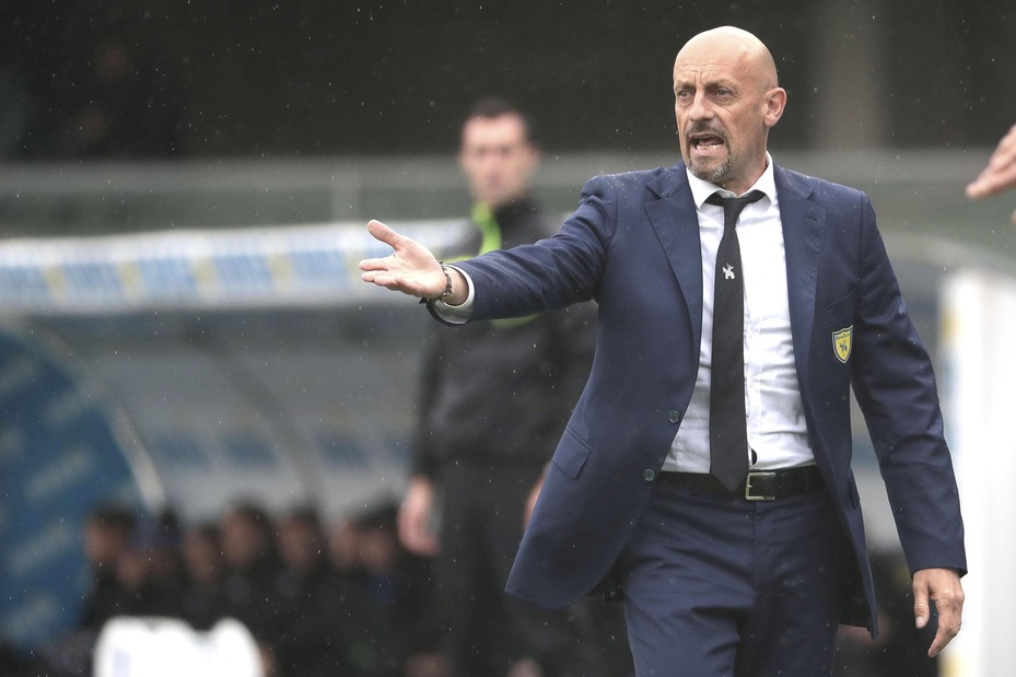Di Carlo e il futuro: "Aspetto la chiamata del Chievo"