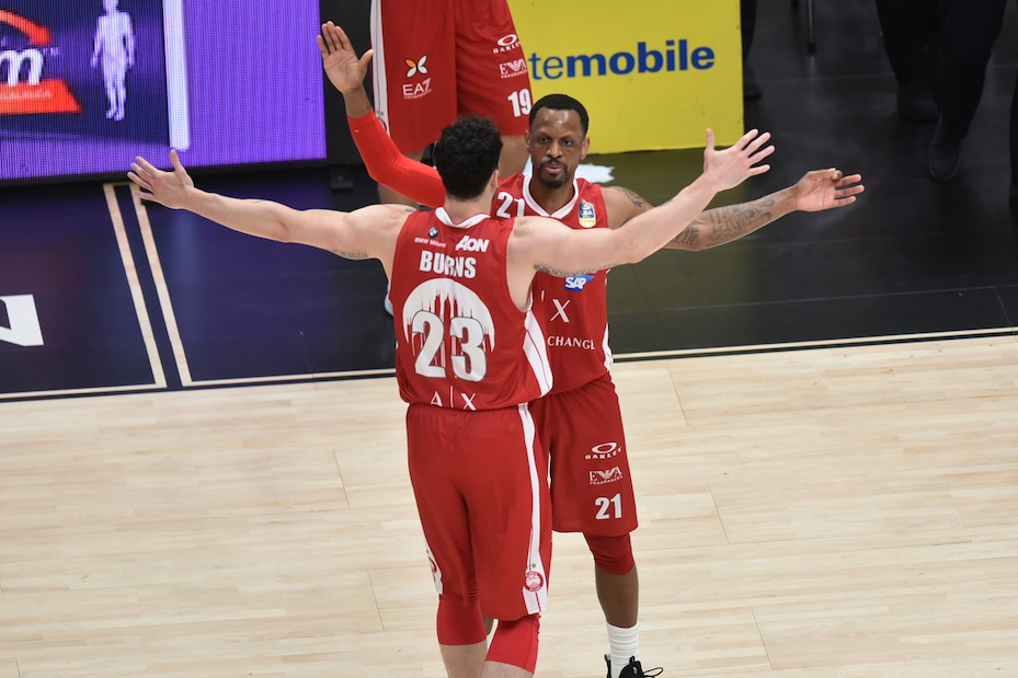 L'Olimpia Milano vola in semifinale: Avellino ko