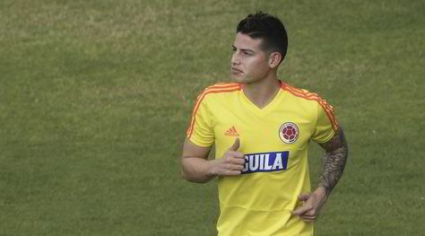 James Rodriguez, lo sponsor tifa Napoli
