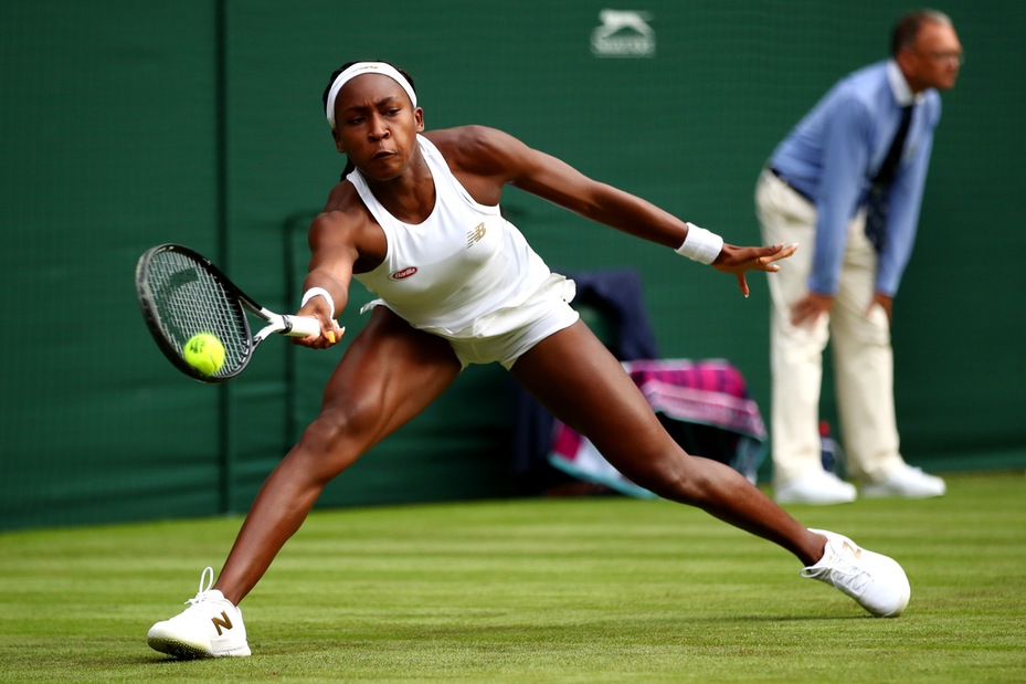 Wimbledon, la 15enne Gauff elimina Venus Williams. Osaka ko