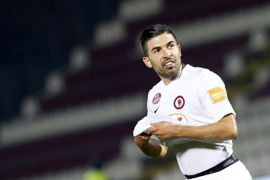 Pescara, tris di arrivi: Busellato, Chochev e Maniero