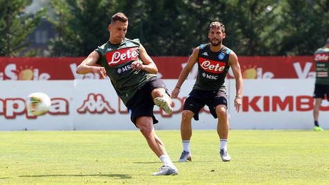 Napoli, il sì di Mertens libera Milik