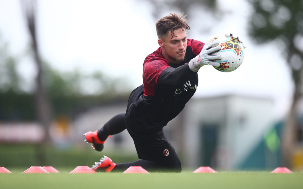 Livorno, preso il portiere Plizzari dal Milan