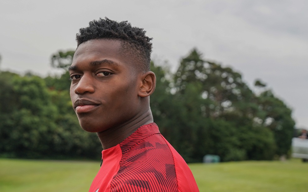 Milan, per il test in Kosovo ci sono Leao e Paquetà