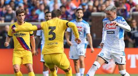 Napoli-Barcellona 0-4: Ancelotti travolto, arbitro disastroso